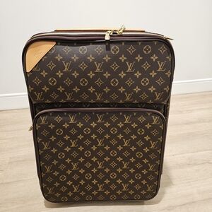 Louis Vuitton Brown Monogram Men's Bag
